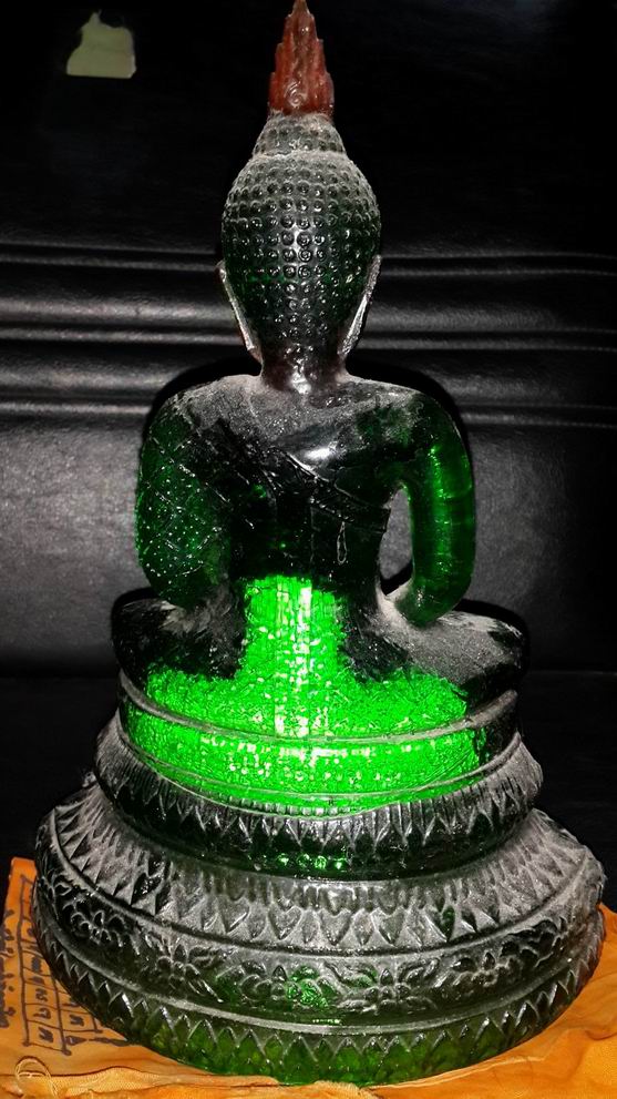 พระแก้วมรกต 25 ศตวรรษ หน้าตัก 5 นิ้ว