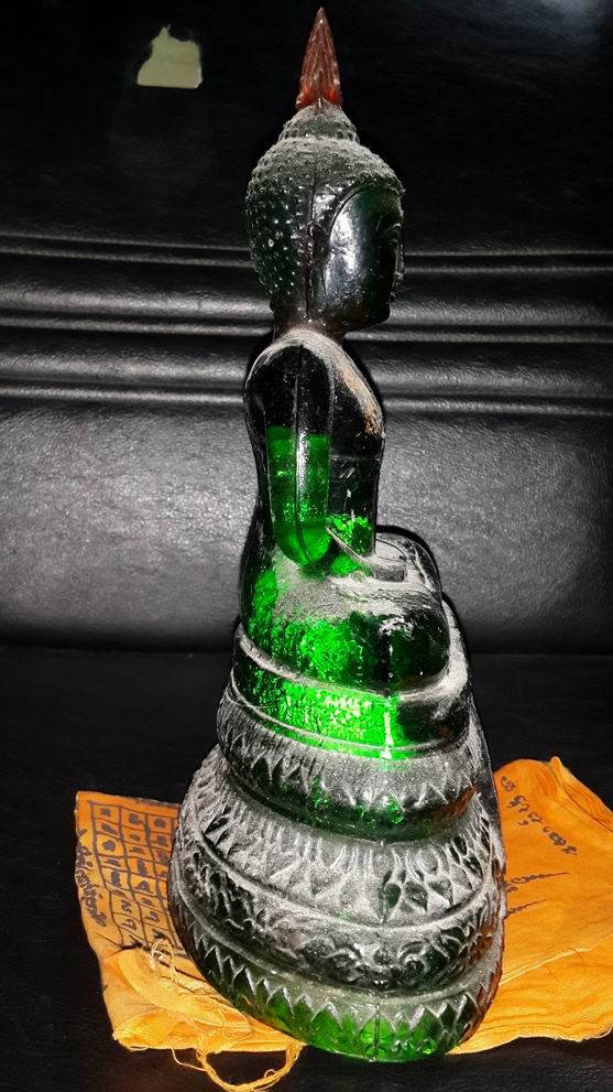 พระแก้วมรกต 25 ศตวรรษ หน้าตัก 5 นิ้ว