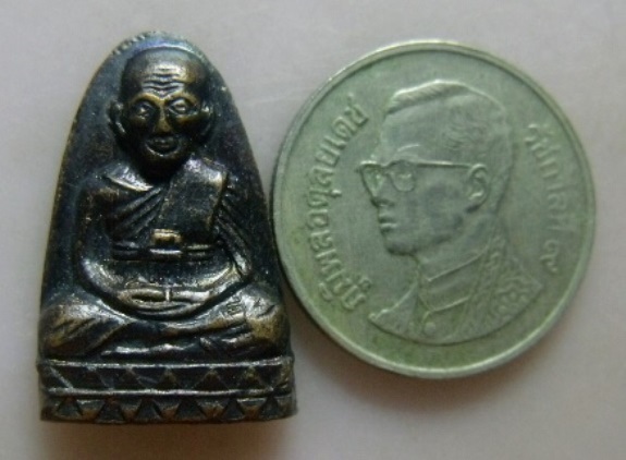 **วัดใจ**หลวงปู่ทวดหลังหนังสือ พิมพ์เล็ก วัดพังเถียะ ปี ๒๕๐๕**สวยๆ เชิญชมครับ 