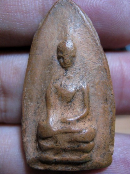 พระสรรค์นั่ง พิมพ์ใหญ่ กรุท้ายย่าน เนื้อดิน จ.ชัยนาท สภาพพอสวย 