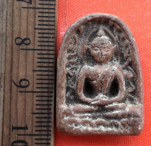 เริ่ม 10 บาท กับ พระซุ้มกอ เนื้อดิน    …BK72
