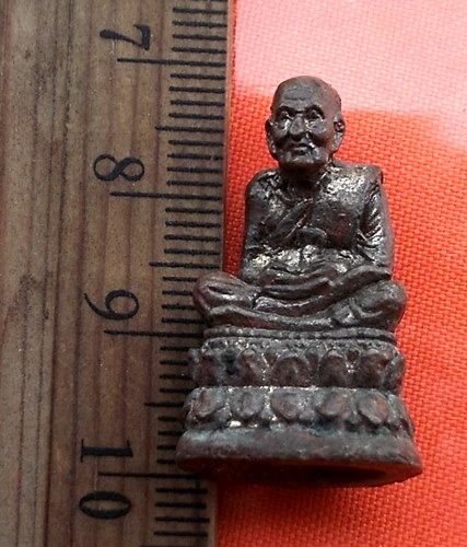 เริ่ม 10 บาท กับ รูปหล่อหลวงปู่ทวด ....BQ926