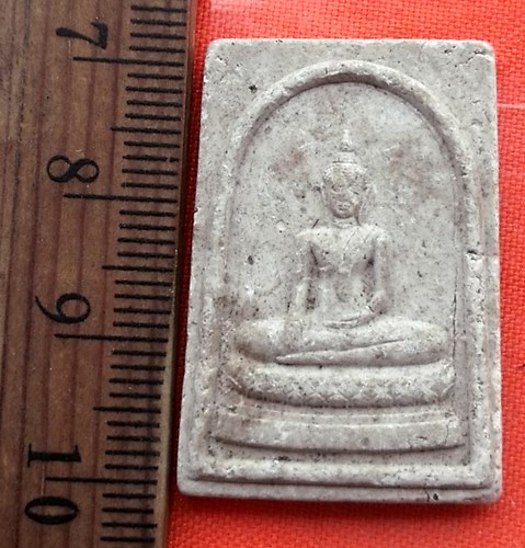 เริ่ม 10 บาท กับ ผงหลวงพ่อศิลา วัดบางพลับ ในอำเภอบางคนที จังหวัดสมุทรสงคราม  ....BR8