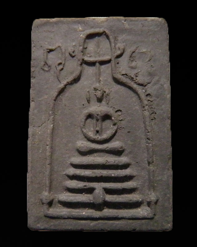 พระสมเด็จพิมพ์ระฆังหายาก เจ้าคุณเที่ยง วัดระฆังฯ กรุงเทพฯ สร้างจากเนื้อดินหุ่นหรือดินไทย  