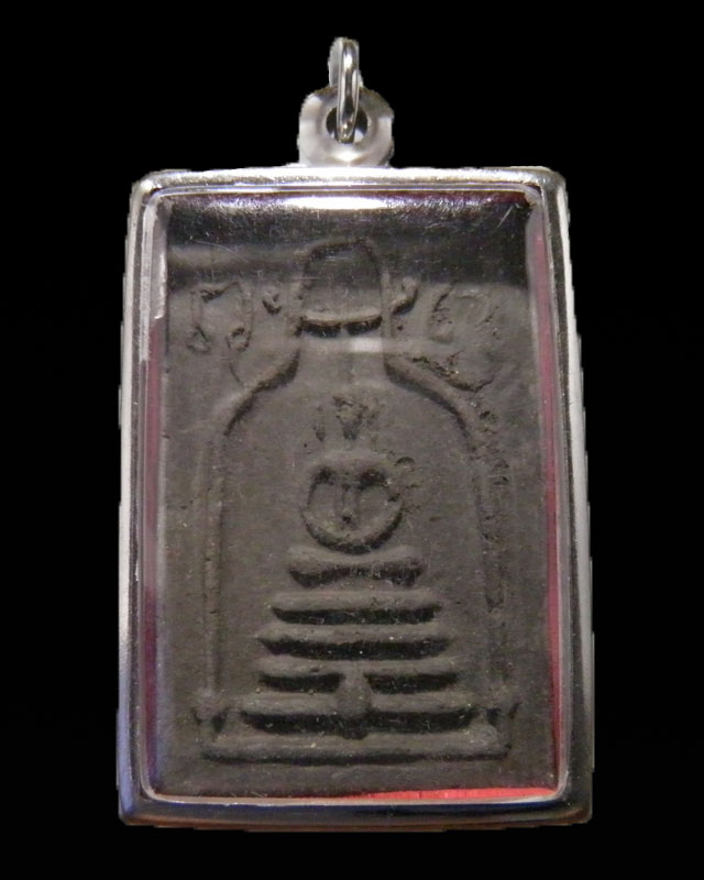 พระสมเด็จพิมพ์ระฆังหายาก เจ้าคุณเที่ยง วัดระฆังฯ กรุงเทพฯ สร้างจากเนื้อดินหุ่นหรือดินไทย  