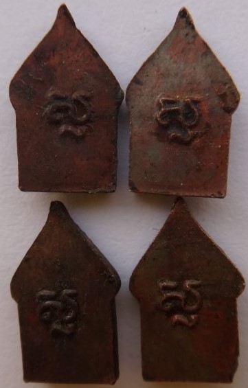 ยอดขุนพลจิ๋ว รุ่นแรก หลวงพ่อสาคร ปลุกเสก 4องค์ เคาะเดียว