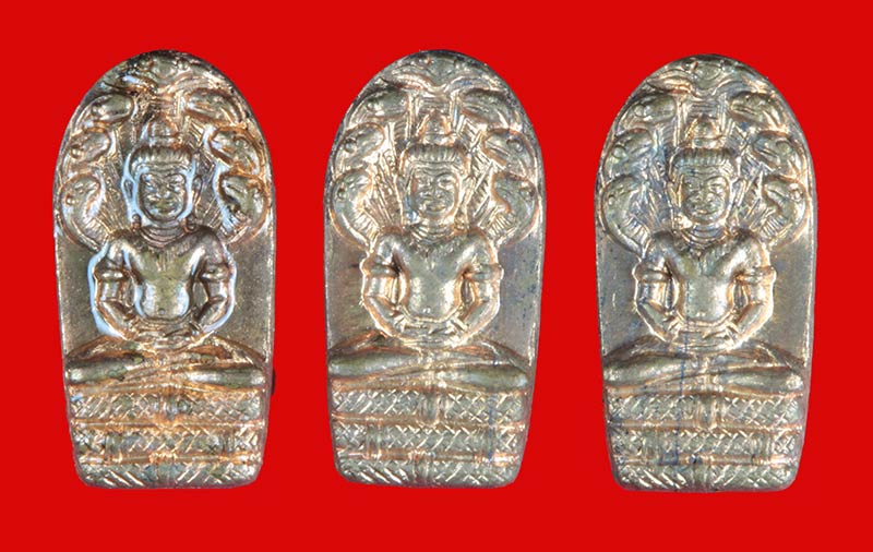 พระปรกใบมะขาม เนื้อทองแดง วัดบวรนิเวศวิหาร กทม. 3 องค์ 1