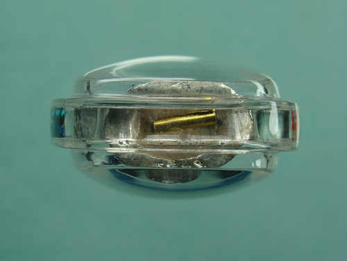 ไก่ รุ่นแรก รุ่นเงินไหลมา (ชุบเงินลงยา ) หลวงพ่อรวย วัดตะโก จ.อยุธยา