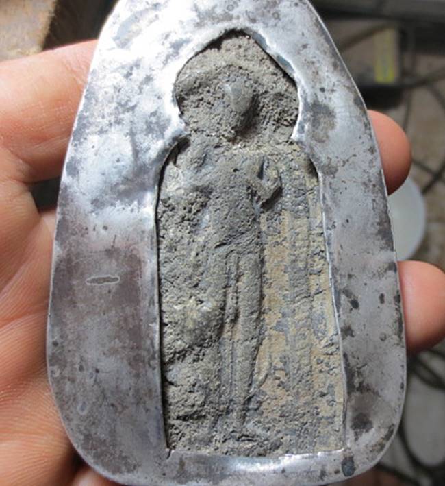 พระร่วงยืนประทานพร สุโขทัย เนื้อชินเงิน เลี่ยมเงินเก่าเดิมๆ 