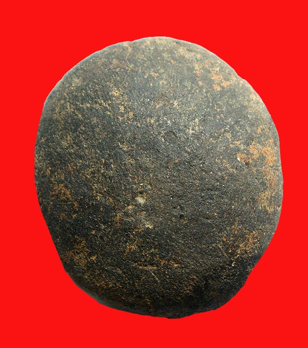 พระเม็ดกระดุม กรุพุนพิน จ.สุราษฎร์ธานี