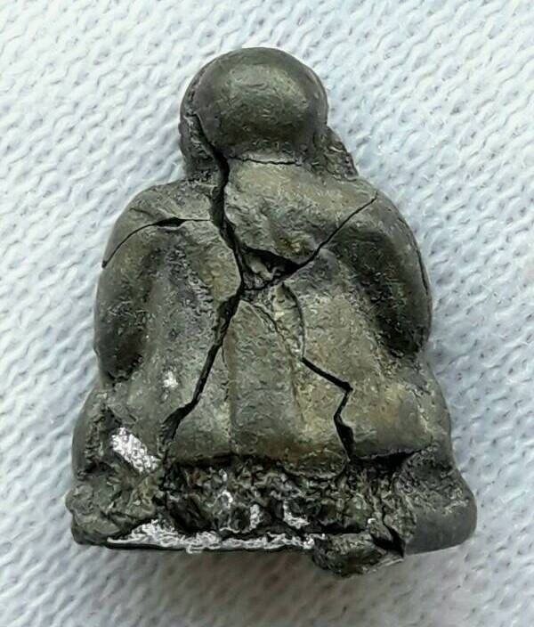 พระสังกัจจายน์ เนื้อชินผสมปรอท (ขรัวเฒ่าคลุมโปงสร้าง) กรุวัดท่าพระ กรุงเทพฯ 