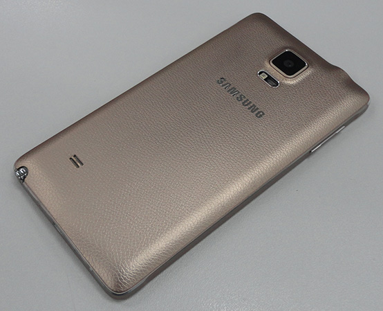 Samsung Galaxy NOTE 4 ของแท้ สีทอง เครื่องศูนย์ไทย สภาพสวยเทพยังกะของใหม่ มีกล่องให้ด้วย
