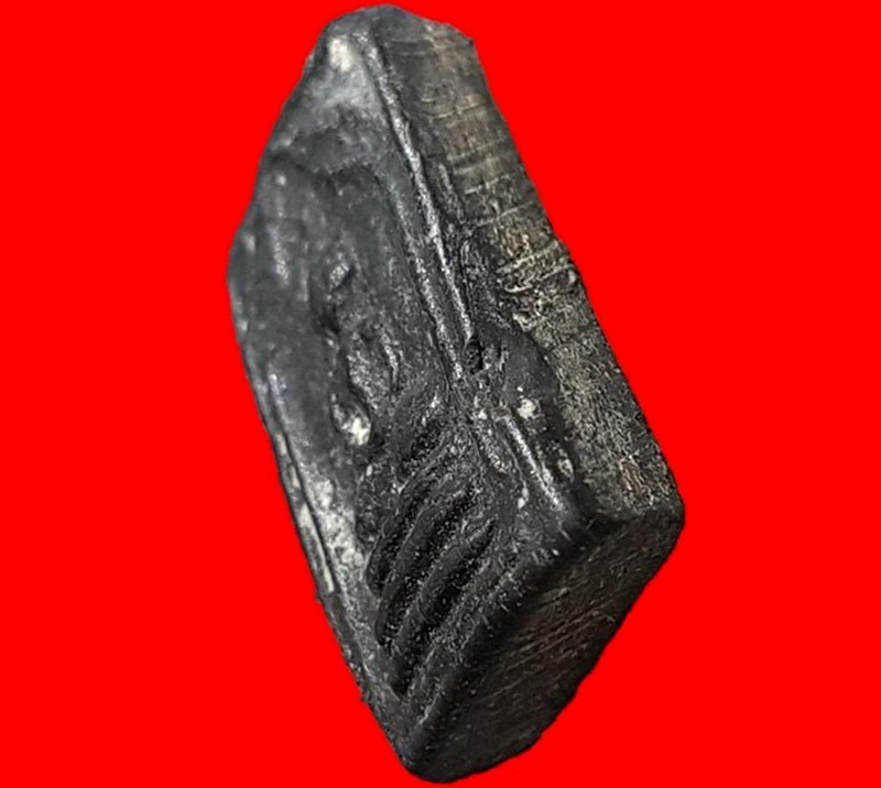 พระกรุวัดนกพิมพ์สมาธิ ปี 2460 วัดสกุณาราม อ่างทอง สวยจัดจ้านเนื้อเขียว หายากครับ