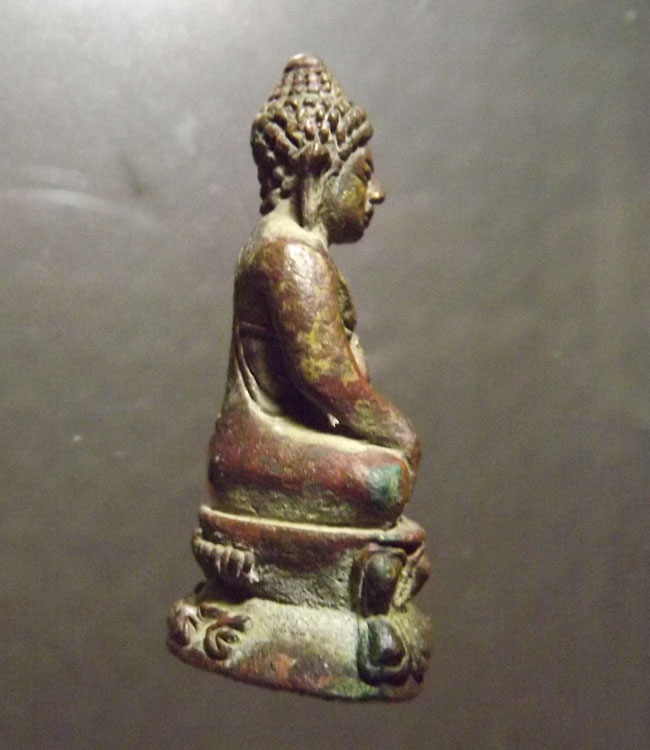 พระกริ่งสัมฤทธิ์ผล หลวงปู่หมุน วัดบ้านจาน แช่น้ำมนต์8ปี อุดปรอท