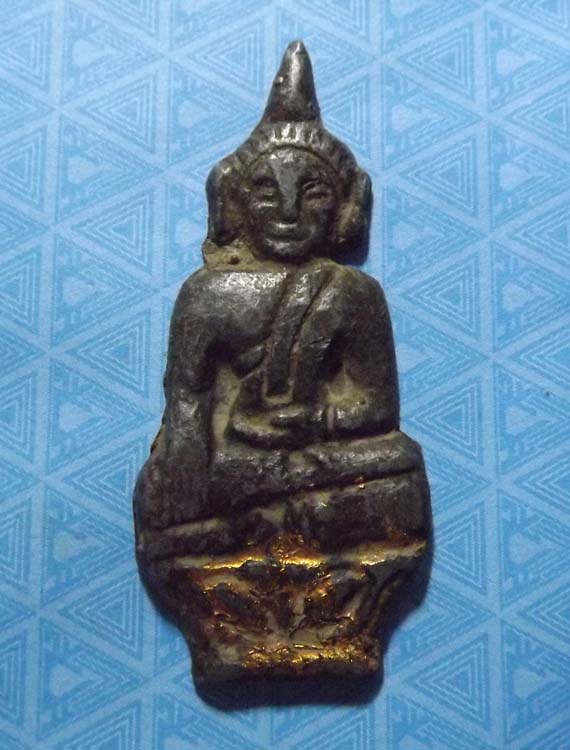 พระกรุเชียงแสน พิมพ์ตุ๊กตาฐานบัว**เคาะเดียว