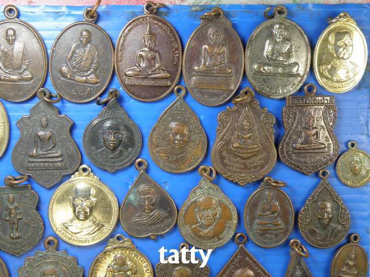 เหมาๆเปิดราคาใหม่ถูกลง พระภาคกลางตอนบนชุด 1 63 องค์(ราคาไม่ถึงองค์ละ 5 บาท)