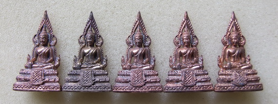  รูปหล่อสมเด็จองค์ปฐมชนะมาร วัดศาลพันท้ายนรสิงห์ ปี 2553 สภาพสวย มีโค๊ด จำนวน 5 องค์