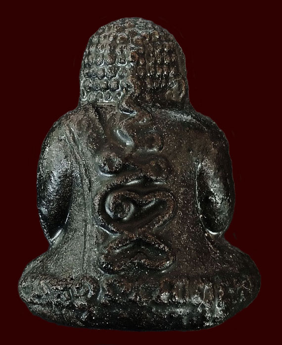 เคาะเดียว พระปิดตาหลวงปู่หมุน รุ่นไตรมาสรวยทันใจ ปี 43 เนื้อฟอสซิลคลุกรัก สวยมาก