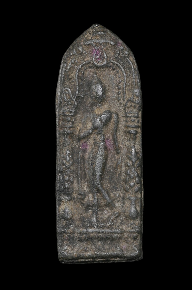 พระกำแพงนิ้ว พิมพ์สองหน้าซุ้มแจกัน เนื้อชิน