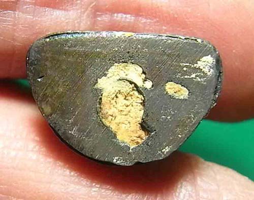 เคาะเดียว รูปหล่ออุดผงอิทธิเจ รุ่น 1 หลวงพ่อบุญชู วัดหัวว่าว จังหวัดสิงห์บุรี พร้อมกล่องเดิม c0