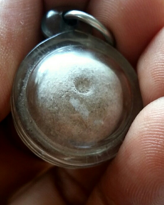 ลูกอมผงกสิณไฟ รวยทันใจ หลวงปู่หมุน วัดบ้านจาน