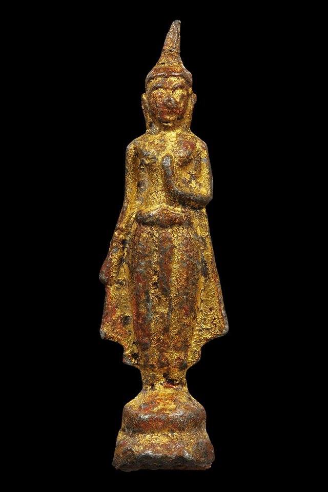 กรุวัดเลียบพิมพ์ยืน