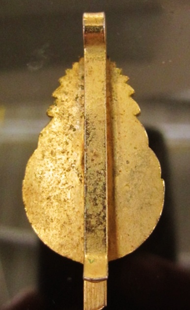 แหนบรูปหลวงพ่อฤาษีลิงดำ วัดท่าซุง อุทัยธานี กะไหล่ทองเก่า