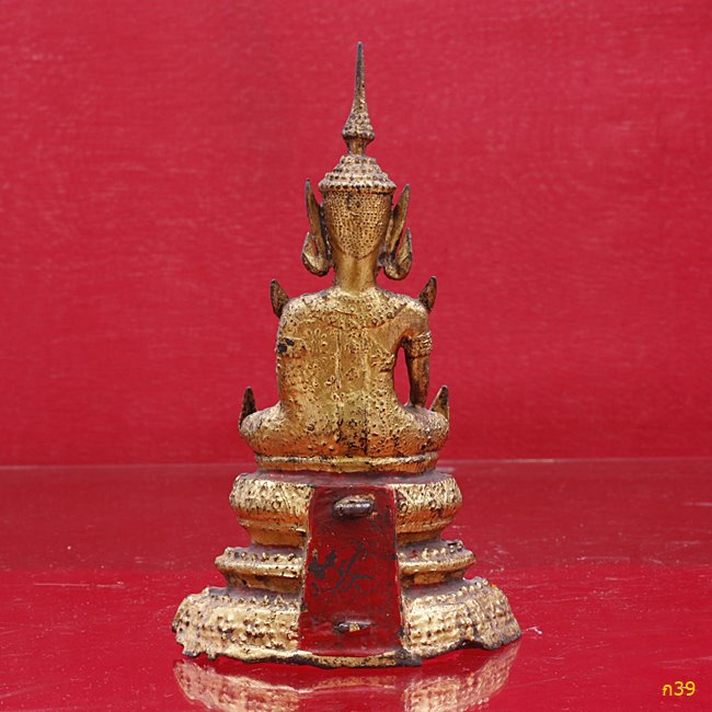 พระบูชารัตนะทรงเครื่อง