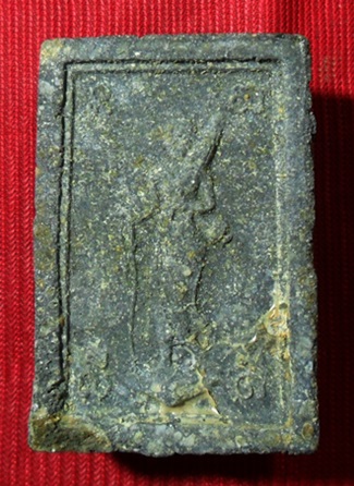 พระสมเด็จด้านหลังพระสิวลี หลวงพ่อกวย วัดโฆสิตาราม จ.ชัยนาท ปี2515 พิมพ์ใหญ่เอวใหญ่ เนื้อผงใบลาน ครับ