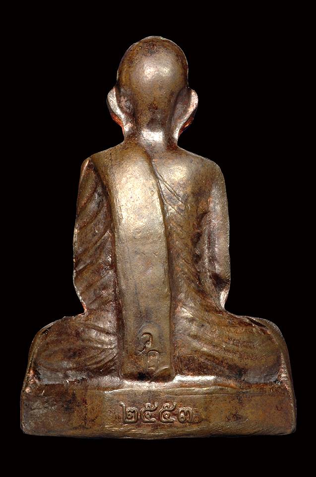 รูปเหมือนก้นระฆัง หลวงพ่อพรหม วัดช่องแค รุ่นต้มยาครั้งที่ 100 (เนื้อนวะ) ตอกโค๊ต วชค. พร้อมกล่องเดิม