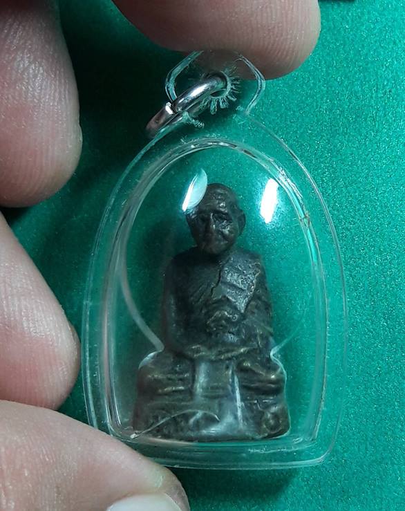 หลวงพ่อเชื้อ วัดกร่าง พิจิตร " รูปเหมือนหล่อโบราณ "