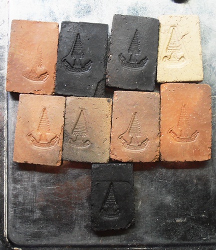 พระผงเจ้าคุณเที่ยง วัดระฆัง9องค์ ครับ