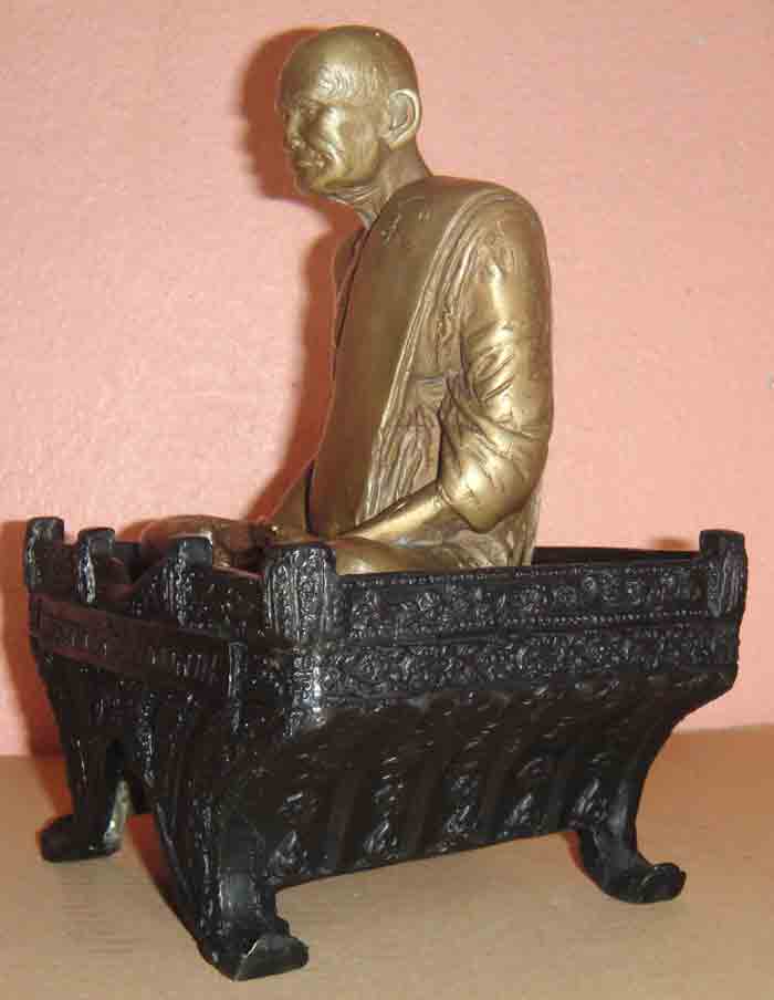 ***พระบูชาหลวงพ่อเงิน วัดบางคลาน เนื้อทองเหลือง( 2 ถอด )