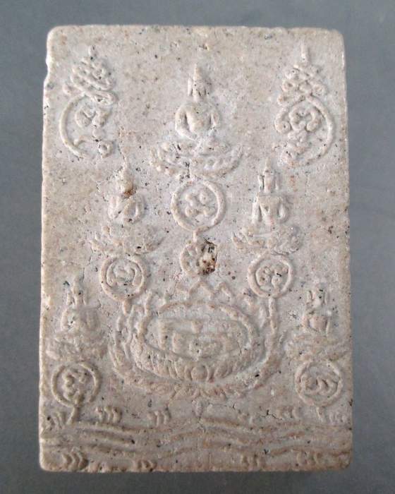 ๒๐ พระพุทธเจ้าห้าพระองค์ -พระแม่ธรณี วัดพระพุทธบาทสี่รอย จ เชียงใหม่