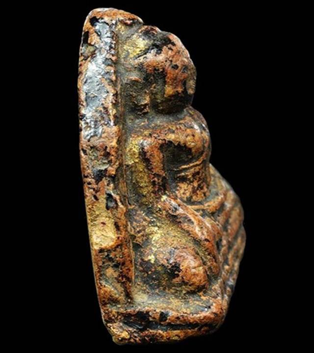 หลวงพ่อโต กรุบางกระทิง ปางมารวิชัย พิมพ์มารวิชัย เนื่อดิน จ.พระนครศรีอยุธยา