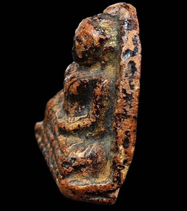 หลวงพ่อโต กรุบางกระทิง ปางมารวิชัย พิมพ์มารวิชัย เนื่อดิน จ.พระนครศรีอยุธยา