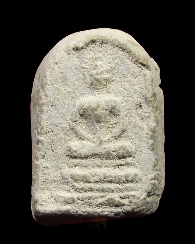 พระกรุวัดบึงพระยาสุเรนทร์ เนื้อผง กรุใหม่ พิมพ์เล็บมือ พระหน า สภาพสวยเดิมครับ