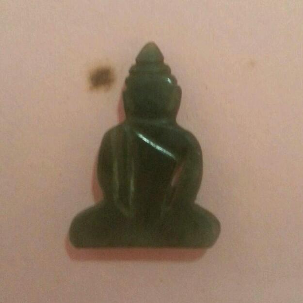 พระพุทธเนื้อหยก...หลวงปู่คร่ำ วัดวังหว้า