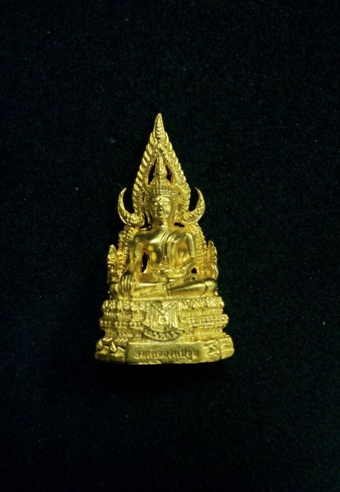 สมเด็จองค์ปฐมรุ่น ๕ เสาร์ ๕ ฉลองสมณศักดิ์วัดท่าซุง มีมวลสารชนวนสมเด็จองค์ปฐมของหลวงพ่อฤาษีลิงดำ เคาะ