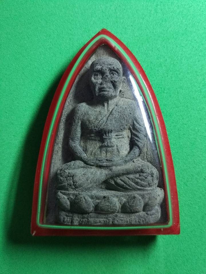 หลวงปู่ทวด วัดช้างให้ ปี2537 เนื้อผงคลุกรัก 