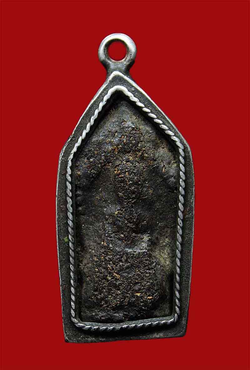 พระซุ้มยอ เนื้อดิน กรุกำแพงเพชร พร้อมเลี่ยมเงินสั่งทำ ใช้แบบโบราณ