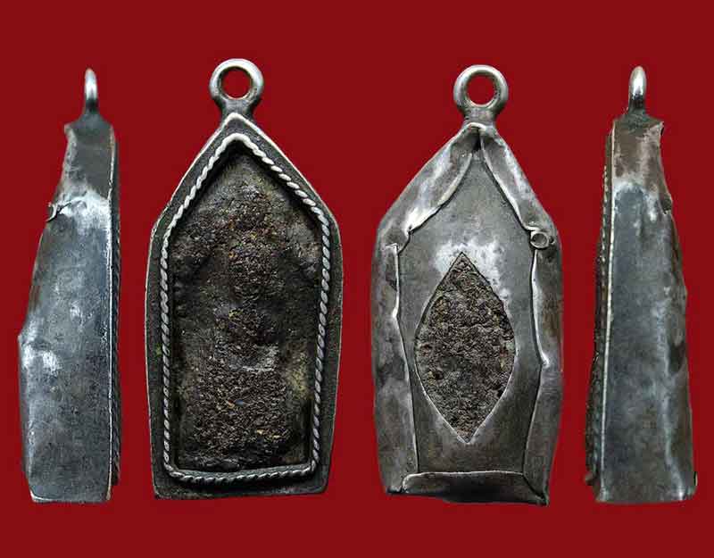 พระซุ้มยอ เนื้อดิน กรุกำแพงเพชร พร้อมเลี่ยมเงินสั่งทำ ใช้แบบโบราณ