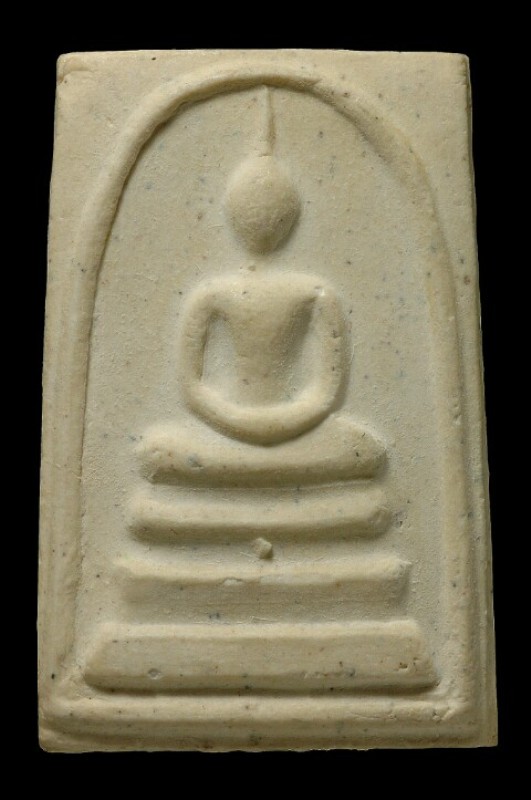 สมเด็จวัดระฆัง อนุสรณ์ 118ปี ปี 2533 พิมพ์ยืด นิยมสุด หลังปั้มตรายาง สภาพสวย มาพร้อมกล่องเดิมครับ