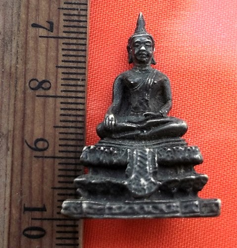 เริ่ม 10 บาท กับ หลวงพ่อวัดไร่ขิง  ...BZ174