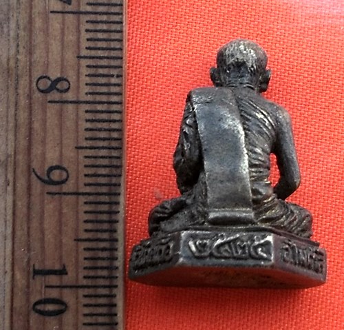 เริ่ม 10 บาท กับ รูปหล่อหลวงพ่อโอน วัดโคกเดื่อ  นครสวรรค์ ปี๒๕๒๕...BZ176