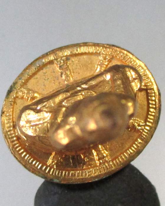 ๒๐ พระยอดธง กะไหล่ทอง