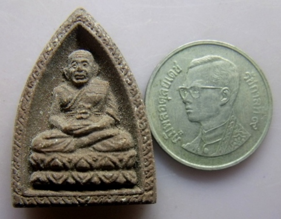 **วัดใจ**หลวงปู่ทวดเนื้อว่าน วัดหรงบน อ.ปากพนัง จ.นครศรีธรรมราช ปี ๒๕๔๘**สวยๆ เชิญชมครับ