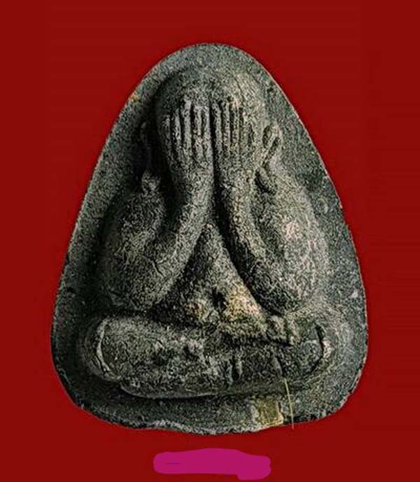 พระปิดตาปลดหนี้ยันต์นะเนื้อใบลานเดิมๆนิ้วชัดๆมีเส้นเกษาเคาะเดียว 