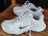 รองเท้า NIKE ขาว white classic ทรงแฟชั่นกึ่งสปอร์ตกึ่งลำลอง แมทช์ได้สารพัดชุด