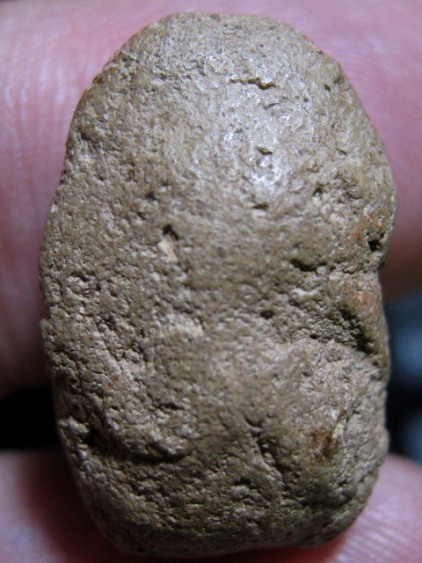 พระเม็ดน้อยหน่า เนื้อดิน จ.สุโขทัย สภาพพอสวย รับประกันความแท้ตลอดไป